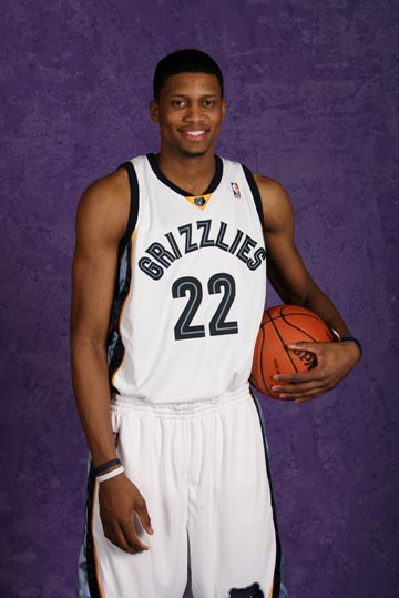 工资帽与球 工资帽与球